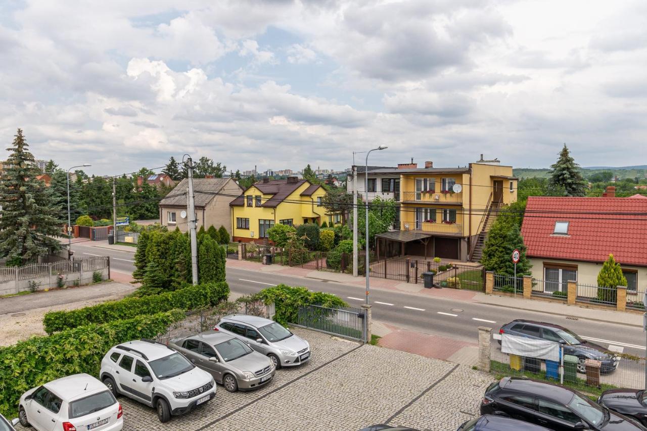 Boutique Hotel Rabbit Hole Kielce Exterior photo