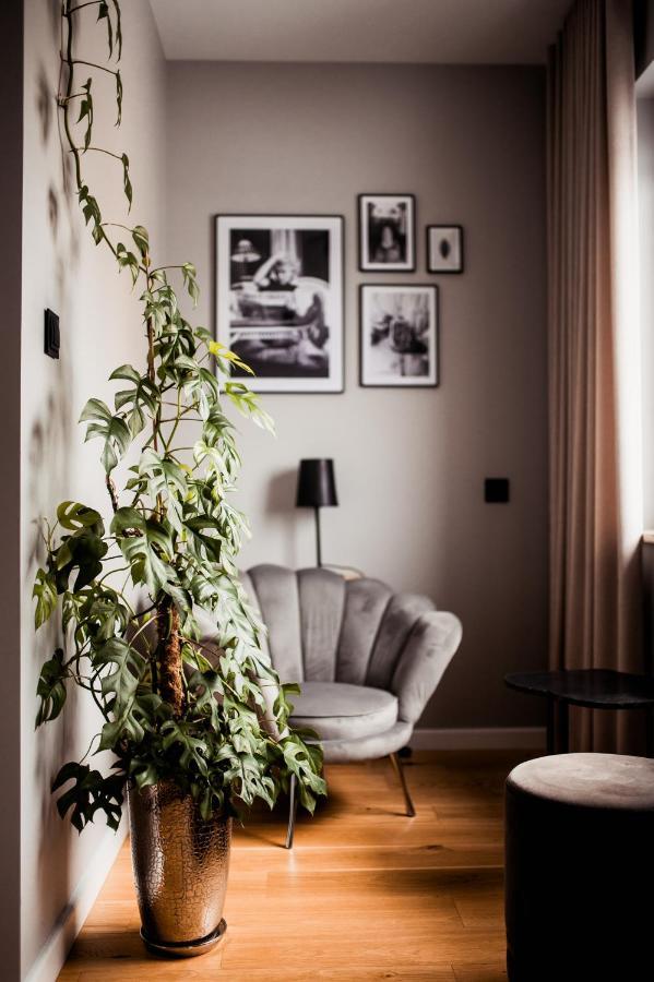 Boutique Hotel Rabbit Hole Kielce Exterior photo